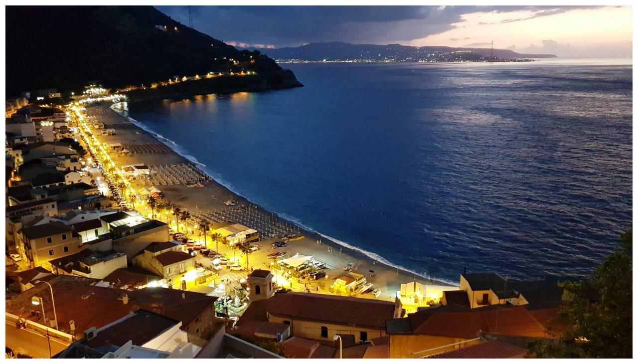 Sea 26 * Scilla